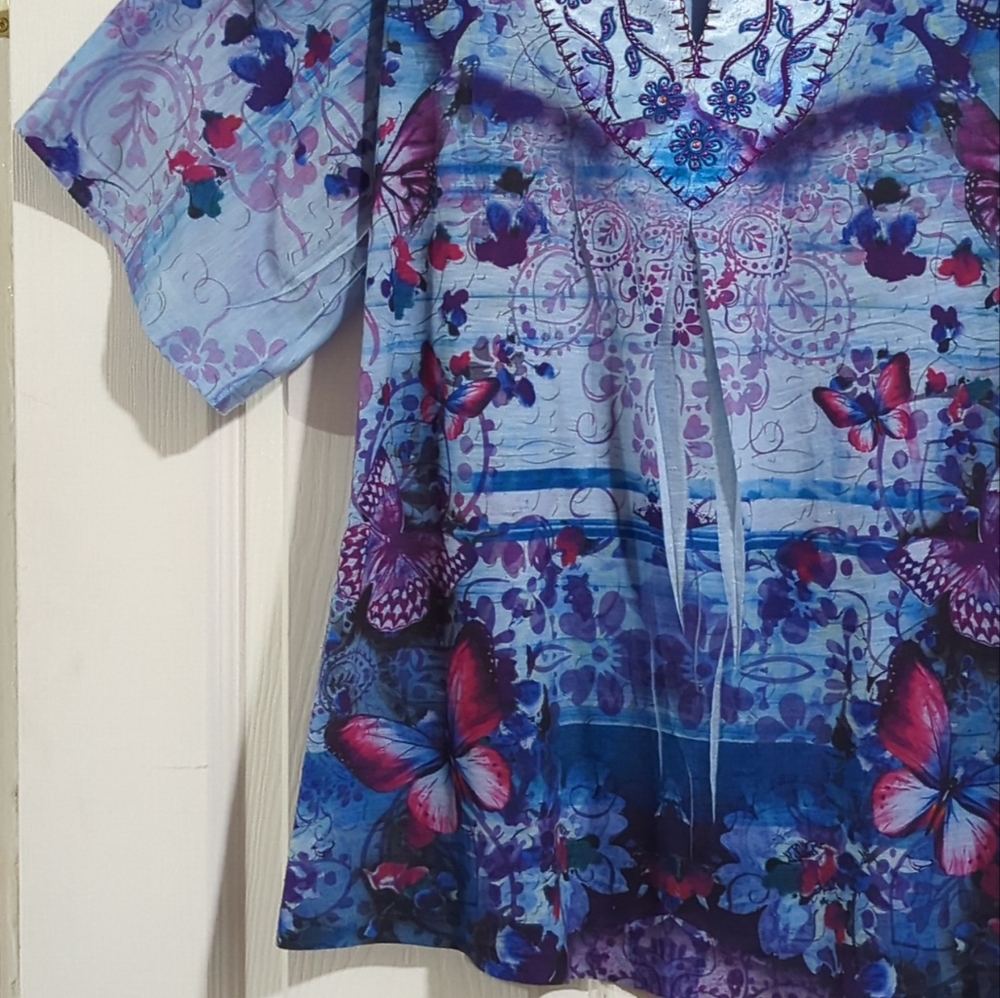 Butterflies Beaded Short Sleeve Live and Let Live Size Med Top - Picture 7 of 13